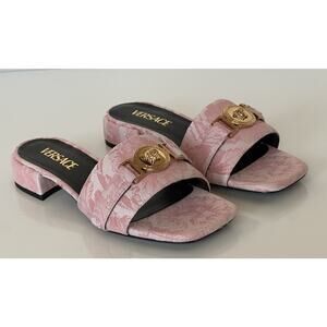 VERSACE Women's Medusa Head Baby Pink Sandals 11 US (41 Euro) 1014748 Spain NIB